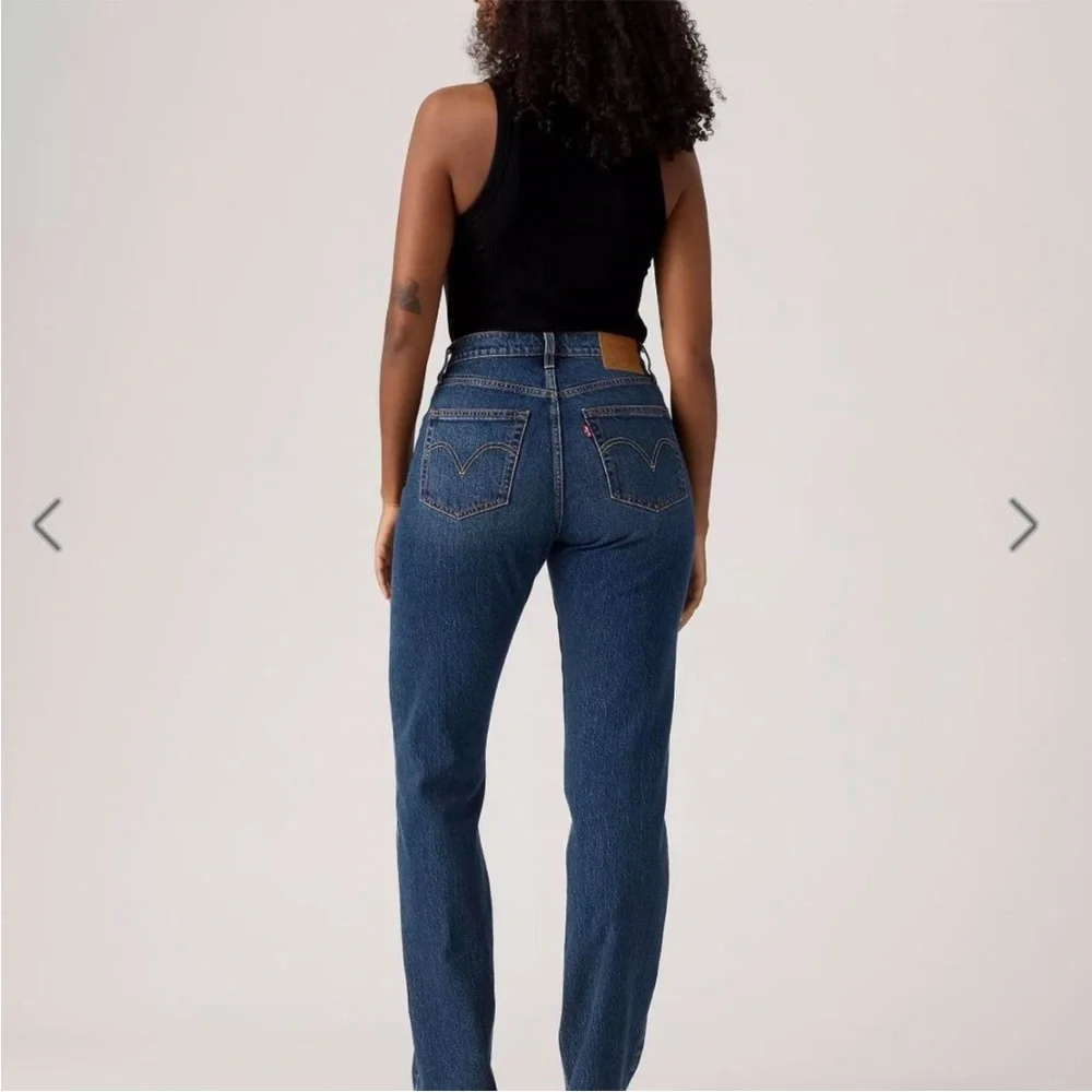 Levi’s 501 Curve Love Jeans W24xL32 - Picture 2 of 8